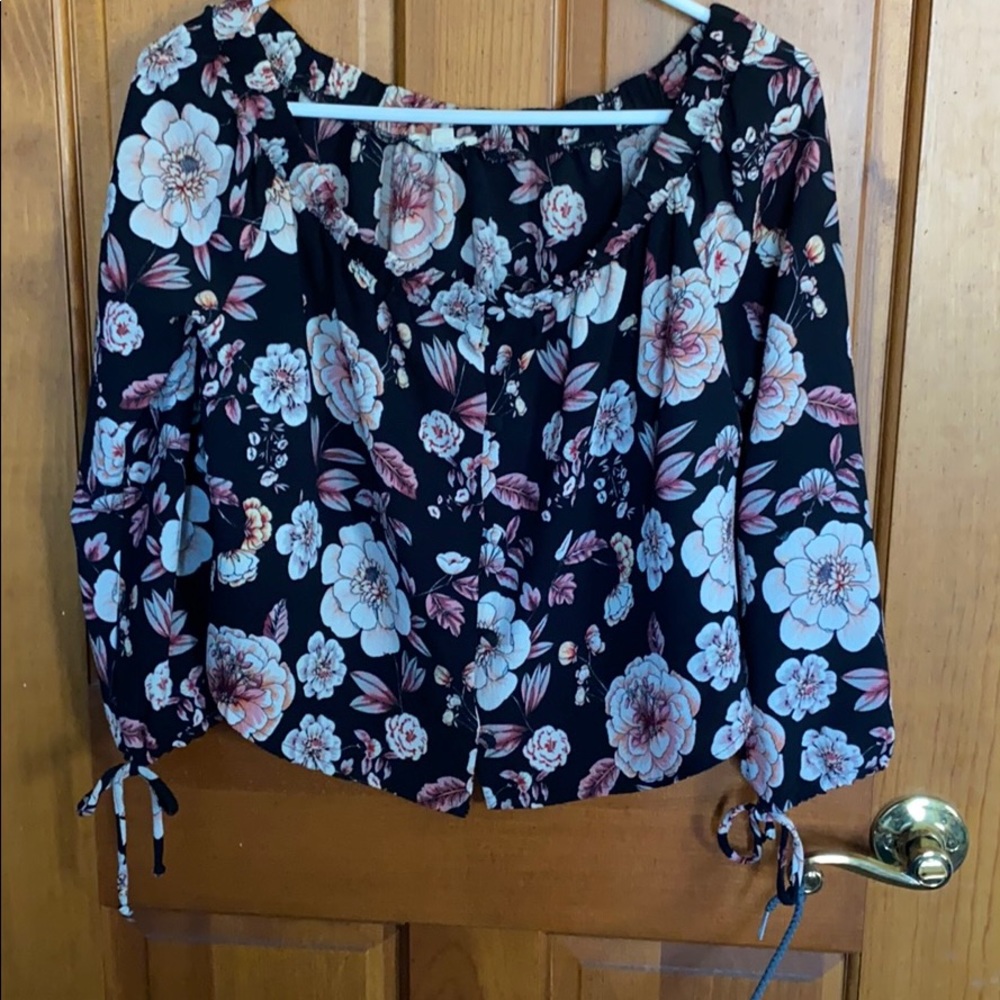 Flower pac sun blouse
